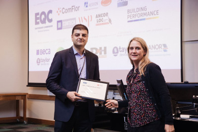 Dr Ashkan receives award from Dr Jo Horrocks