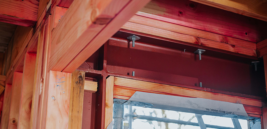 Specifically designed bracing system in timber-framed residential building