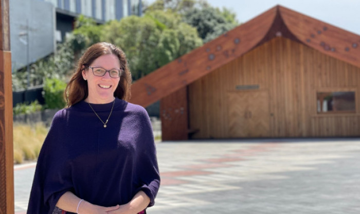 Dr Julia Beckermarae at Massey v2 FocusFillWzc3MCwzNjAsInkiLDEwOF0